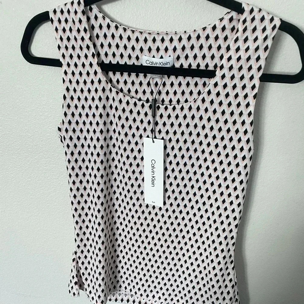 NWT‎ Calvin Klein multicolor printed tank size XS